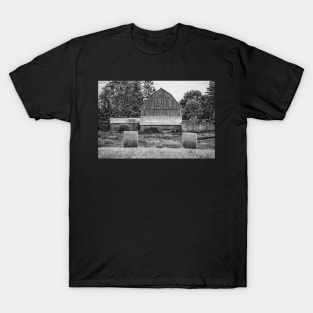 Barn In Hay Field  B&W T-Shirt